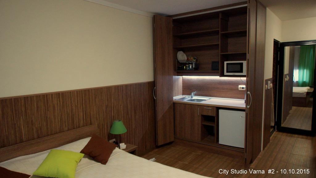 City Studio Rent Varna Room photo
